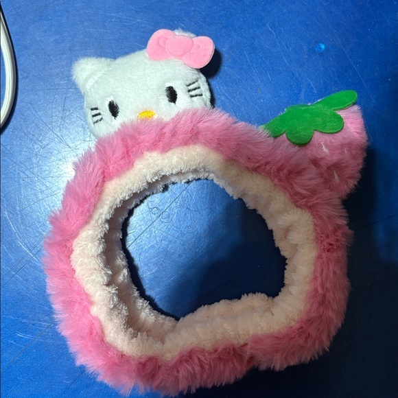 HELLO KITTY SPA HEADBAND - Picture 3 of 5